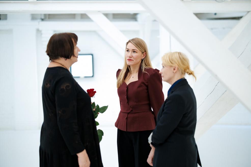 Saruna izstādesatklāšanā Latvijas Nacionālajā mākslas muzejā.