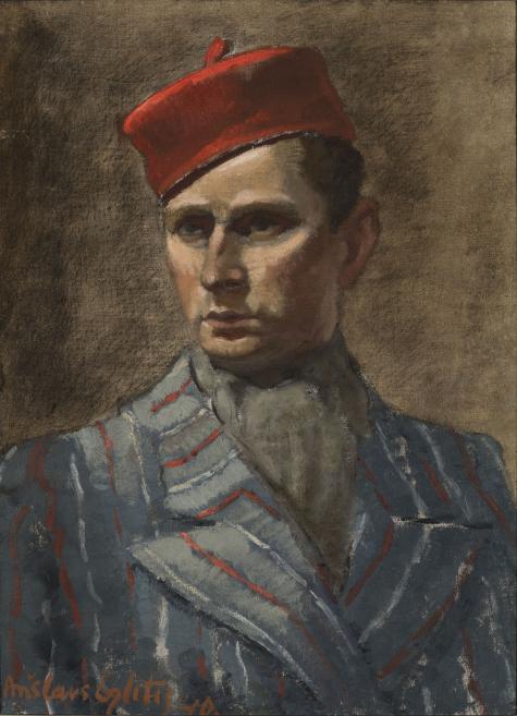 Portrets ar nopietnu vīrieti sarkanā cepurē un pelēcīgi zilā uniformā, gleznotu ar pasteļiem uz tumša fona.