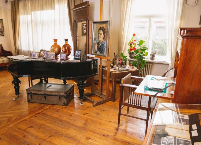 Modernisma un Art Deco plakāts: Grafikas dizainers ir dzimis!