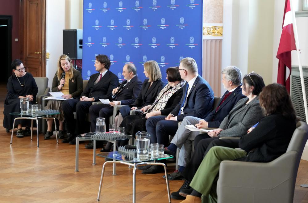 Preses konference Latvijas Nacionālajā mākslas muzejā 06.03.2025., kurā prezentēja divas nozīmīgas izstādes no Itālijas. Foto: Edijs Pālens / LETA