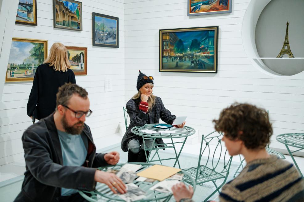 Skats no izstādes&nbsp;&ldquo;Ielu maldos: pilsēta latvie&scaron;u modernistu vērojumā&rdquo;. Foto: Kaspars Teilāns