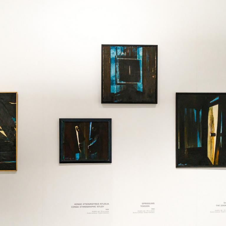 Ojāra Ābola darbs izstādē. Foto: Kaspars Teilāns