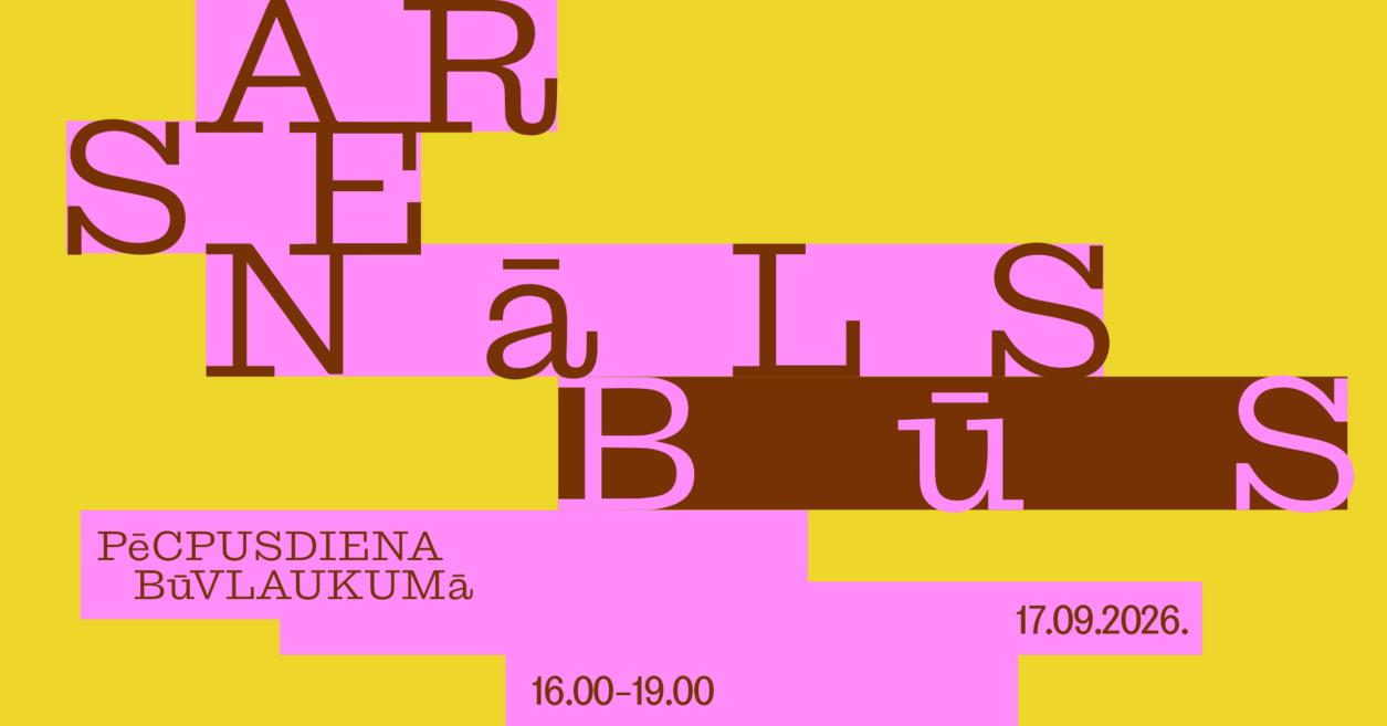 Grafisks plakāts ar dzeltenu fonu, rozā un brūniem blokiem, uz kuriem lieliem burtiem rakstīts Asins ārbūve, apakšā redzams Pēcpusdiena būvlaukumā, datums 17.09.2026. un laiks 16.00–19.00.