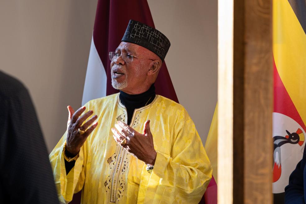 Minister of Foreign Affairs and Minister of Foreig