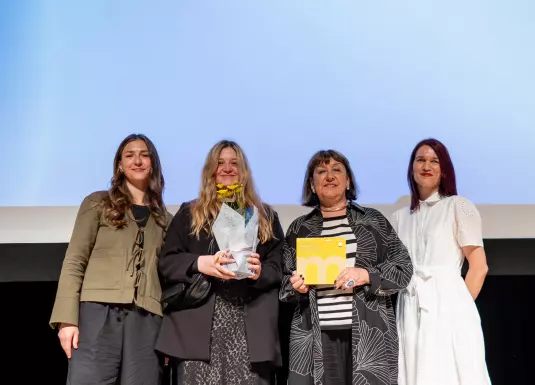 Latvijas Muzeju biedrības Gada balvas 2025 ceremonijā godināts DMDM projekts “Dizaina procesi tuvplānā”