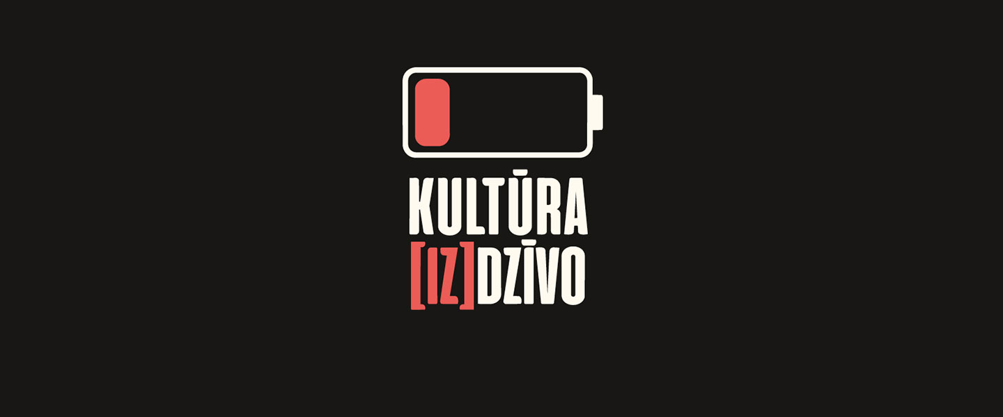 Melns baneris ar stilizētu gandrīz tukšas baterijas simbolu baltā un sarkanā krāsā un uzrakstu