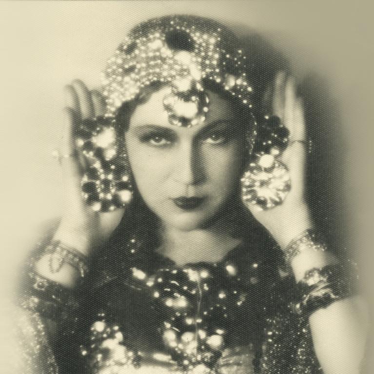 Milda Brehmane-&Scaron;tengele as the Queen of Sheba in Karl Goldmark&rsquo;s opera Die K&ouml;nigin von Saba. Costume design by Ludolfs Liberts (premiere at the Latvian National Opera 20.03.1935, director Ludolfs Liberts, conductor Teodors Reiters). 1935. Unknown photographer. Collection of the Latvian National Museum of Literature and Music, Riga. Publicity photo