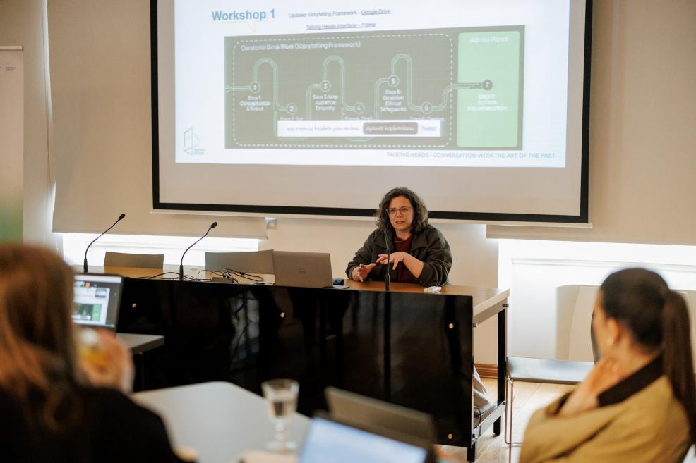 Projekta dalībnieki turpina darbu pie projekta izstrādes. Foto: Kaspars Teilāns