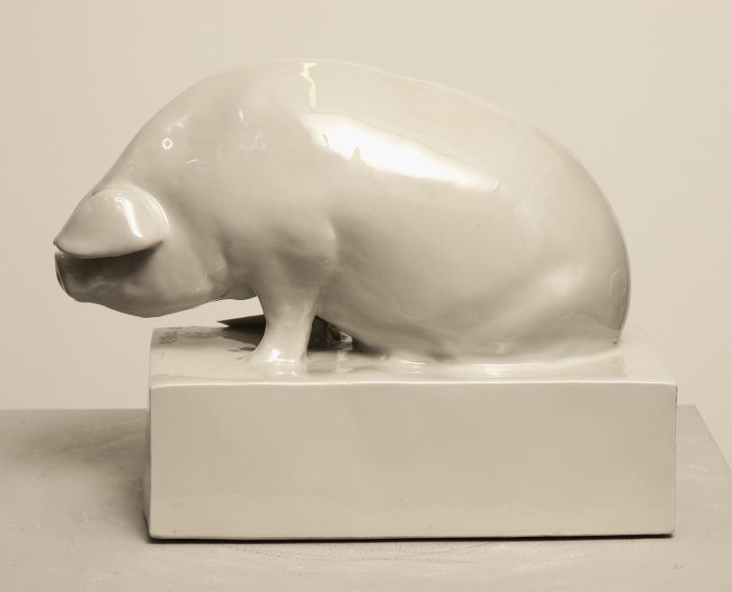 Teodors Zaļkalns.&nbsp;Cūka. 1937.&nbsp;Porcelāns, lējums.&nbsp;LNMM kolekcija