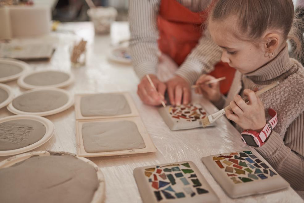 Ģimenes diena Dekoratīvās mākslas un dizaina muzejā. Foto: Oksana Okmi Mizgajeva