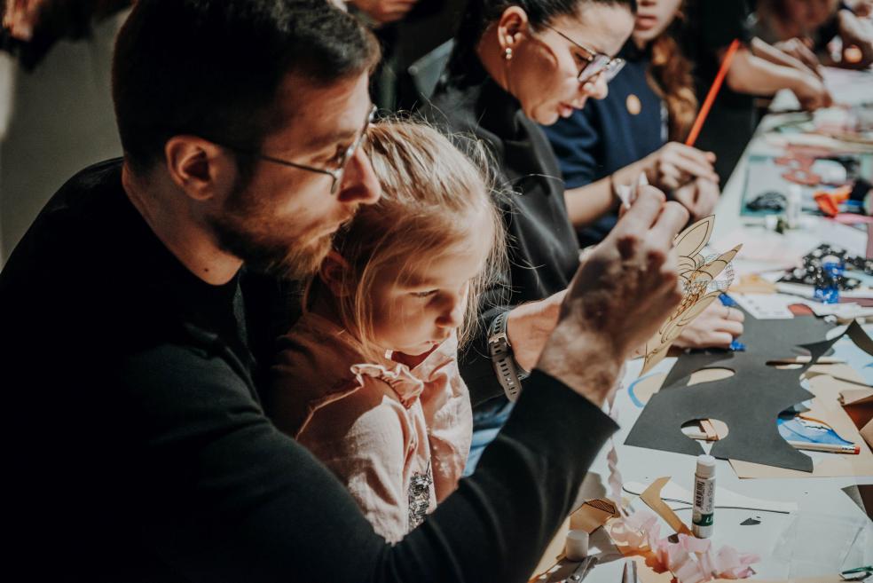Ģimenes diena Dekoratīvās mākslas un dizaina muzejā. Foto: Aleksa Zēberga