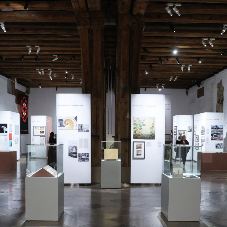 We would like to inform you that on November 6th the museum will be open to visitors from 11:00 to 15:00. We apologize for any inconvenience caused!