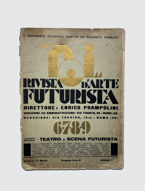 Nodriskāts Futūrisma žurnāla Rivista d’Arte Futurista numura vāks ar zelta un melnu tipogrāfisku noformējumu uz pelēcīga fona.