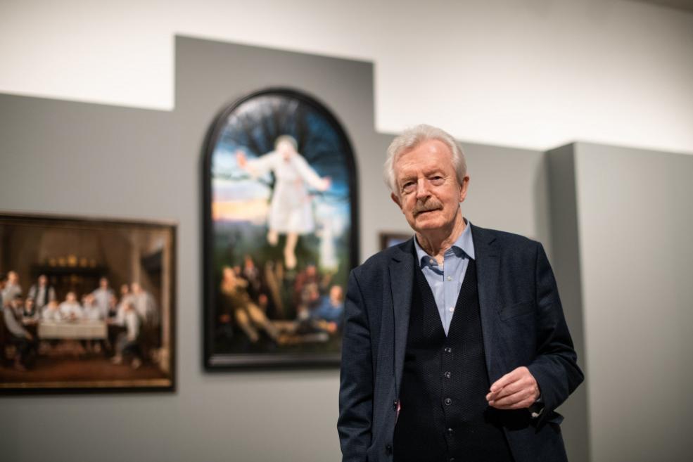 Imants Lancmanis savā personālizstādē &ldquo;Imanta Lancmaņa māksla&rdquo; Latvijas Nacionālajā mākslas muzejā. Rīga, 2022. Foto: Kristaps Kalns