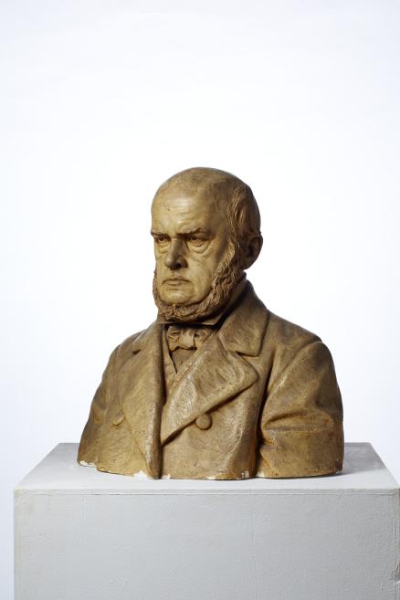 August Volz. Portrait of Adolph Menzel. Ca. 1900-1910. Plaster. LNMA collection