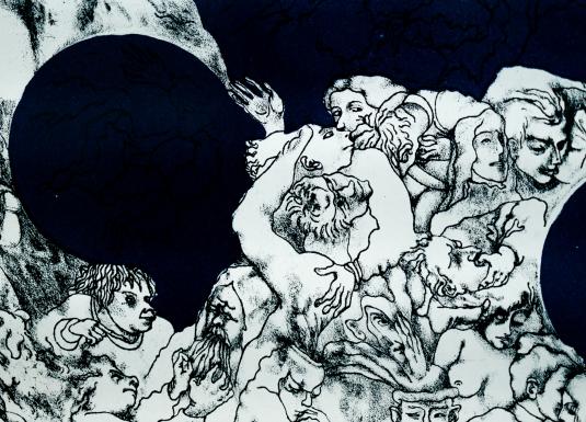 Melnbalta grafika tumši zilā fonā ar blīvu stilizētu cilvēku figūru un seju kompozīciju, kurā tēli savijas dinamiskā, fantāzijai līdzīgā ainā.