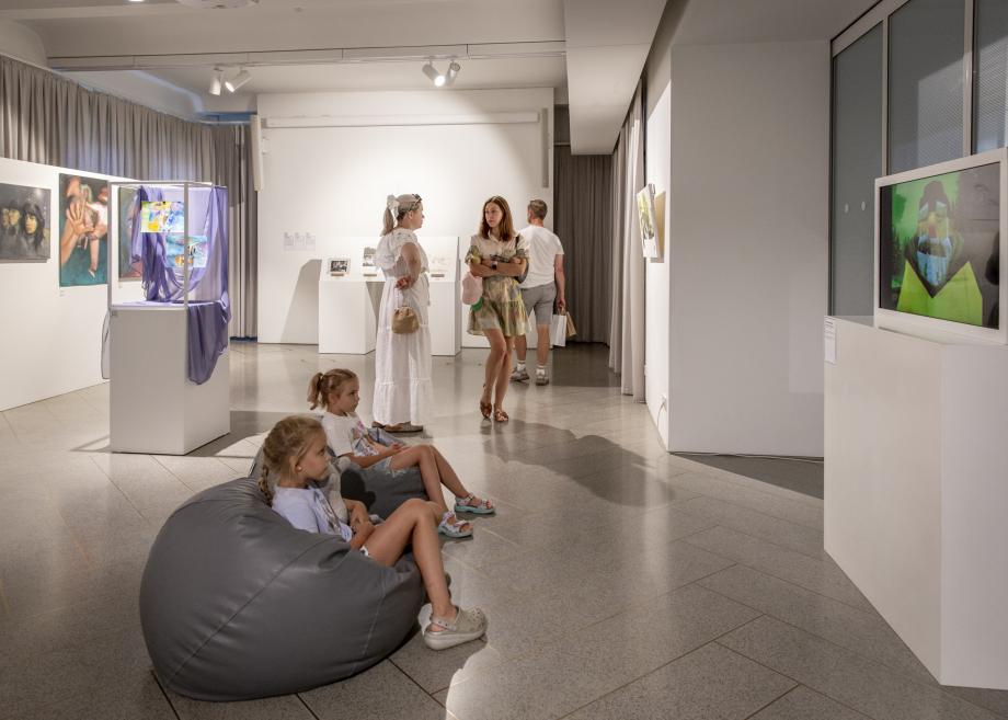 Opening of the 6th season exhibition of the Art Museum Youth Club &ldquo;Boat Ride. You Can&rsquo;t Step into the Same River Twice.&rdquo; 2024. Photo: Līna Jakubāne