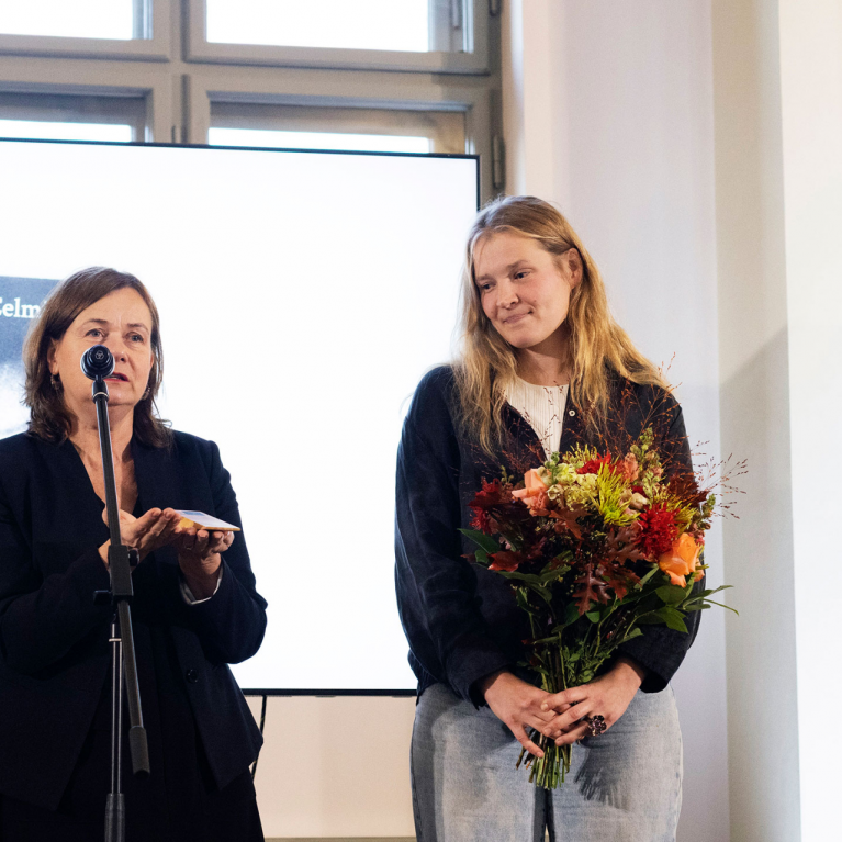 Artist Ieva Putniņa receives the first scholarship from the Vija Celmins Foundation Grant