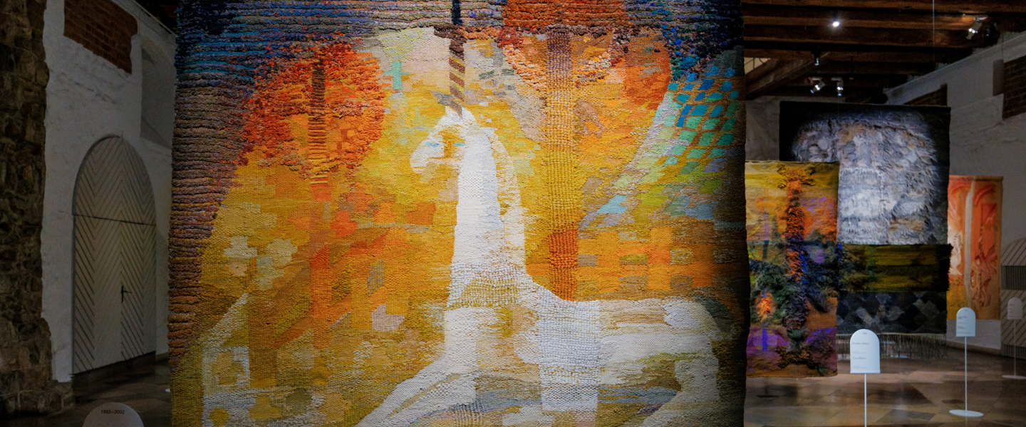 The exhibition is open “Shelter for the Unicorn”, dedicated to the centenary of the birth of Latvian textile artist Georgs Barkāns