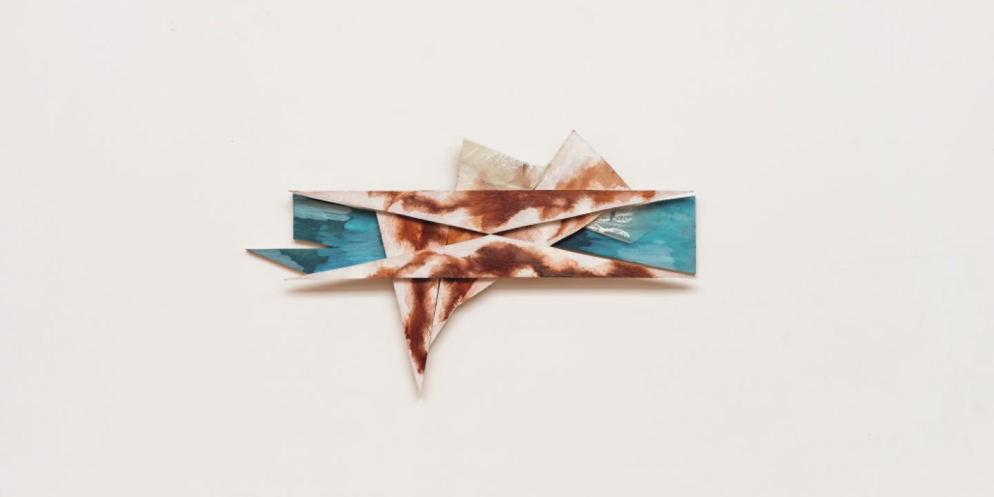 Daiga Grantiņa. Templis #3. Fragments. 2020. Koks, audums, krāsa. Foto: Stīvs Džeimss (Steve James)