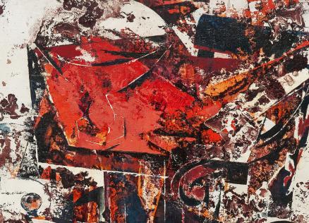 Abstrakta kompozīcija ar dinamiskām ģeometriskām formām un intensīviem sarkaniem, melniem un baltiem krāsu laukumiem, ar izteiktu faktūru un kontrastu.